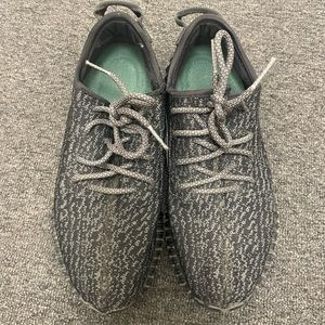 2015 Yeezy Boost ‘Pirate Black’ 350